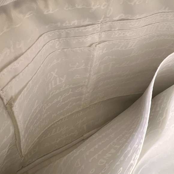 Lilly Pulitzer iPad Tech Sleeve - In The Garden  Floral Make Up Carry All - Picture 6 of 10